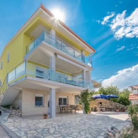 Lilly Zdrelac, Otok Pasman Apartment